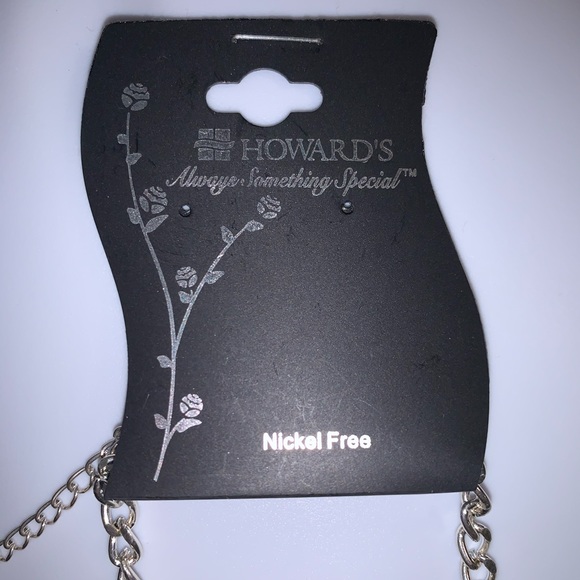 Howard’s Blue Stone and Pearl Accent Necklace NWT - Picture 3 of 3